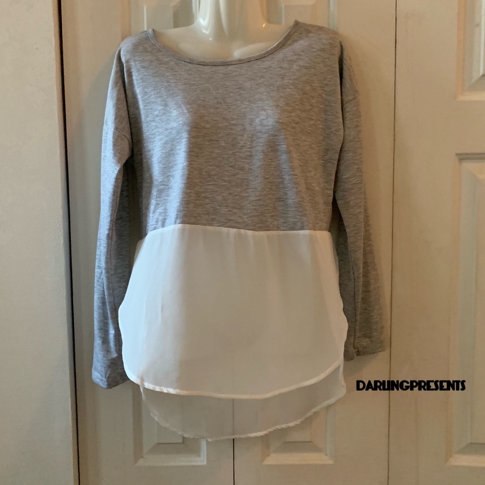 ⬇️ $26 GRAY & WHITE COLOR BLOCK HI LOW TOP SIZE M - Picture 5 of 7